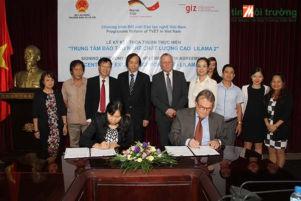Ký[-]Thỏa[-]thuận[-]thực[-]hiện[-]hợp[-]phần[-]“Trung[-]tâm[-]Đào[-]tạo[-]nghề[-]Chất[-]lượng[-]cao[-]–[-]LILAMA[-]2”